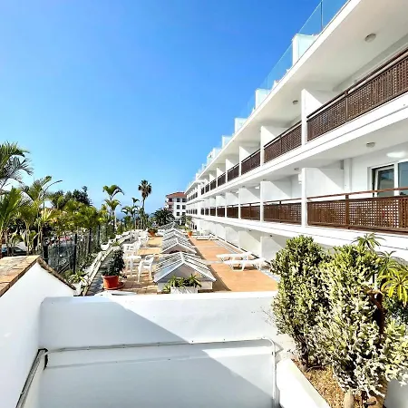 Cozy Studio With Pool View, Wifi, Ac, Puerto De La Cruz Διαμέρισμα *